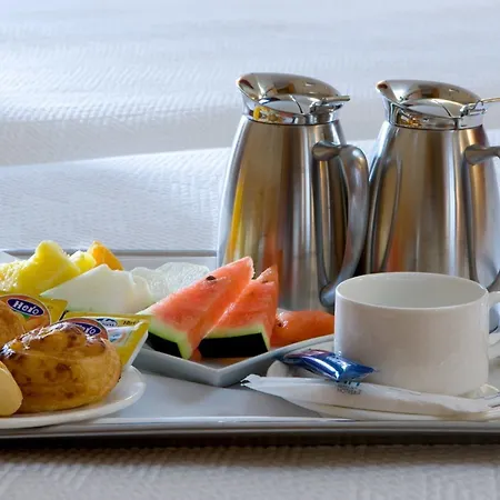 Отель Nh Специя