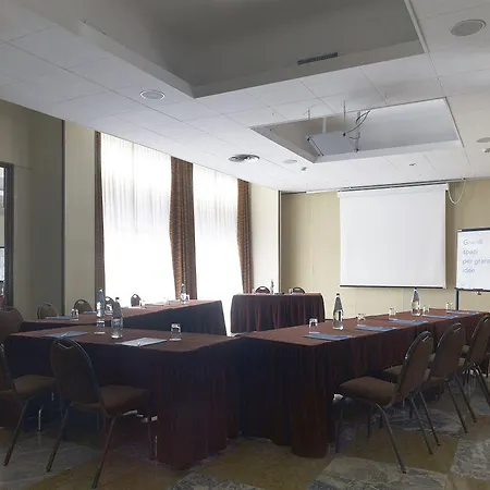 호텔 Nh 라 스페치아 라스페치아